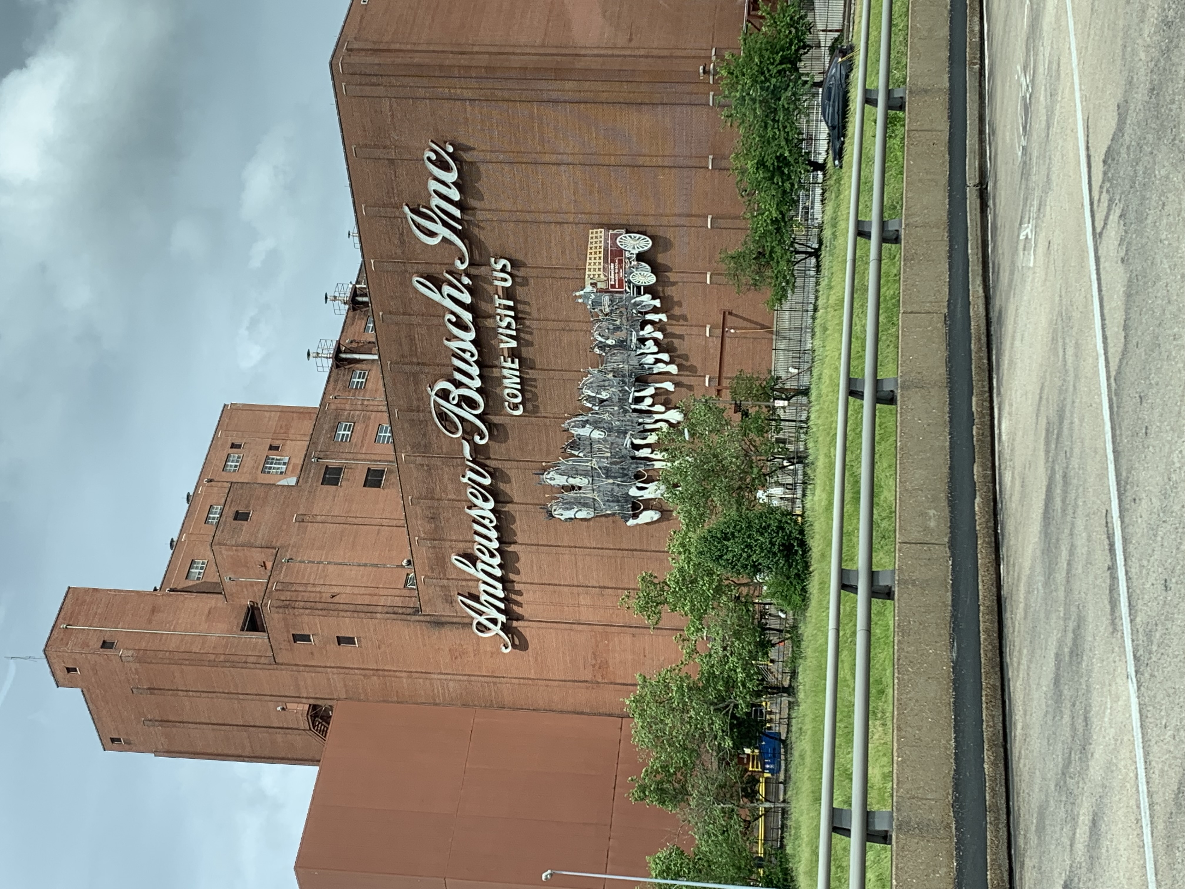 ./2022/06 - St Louis/05 - Day 5/20220525-151345133.JPG